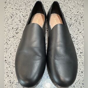 TOMS Women’s Darcy Black Slip-On Shoes